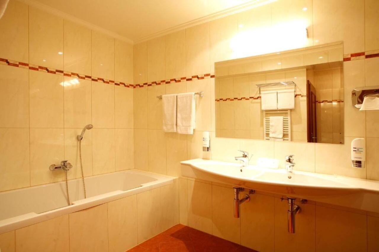 Hotel Matysak Bratislava Ruang foto